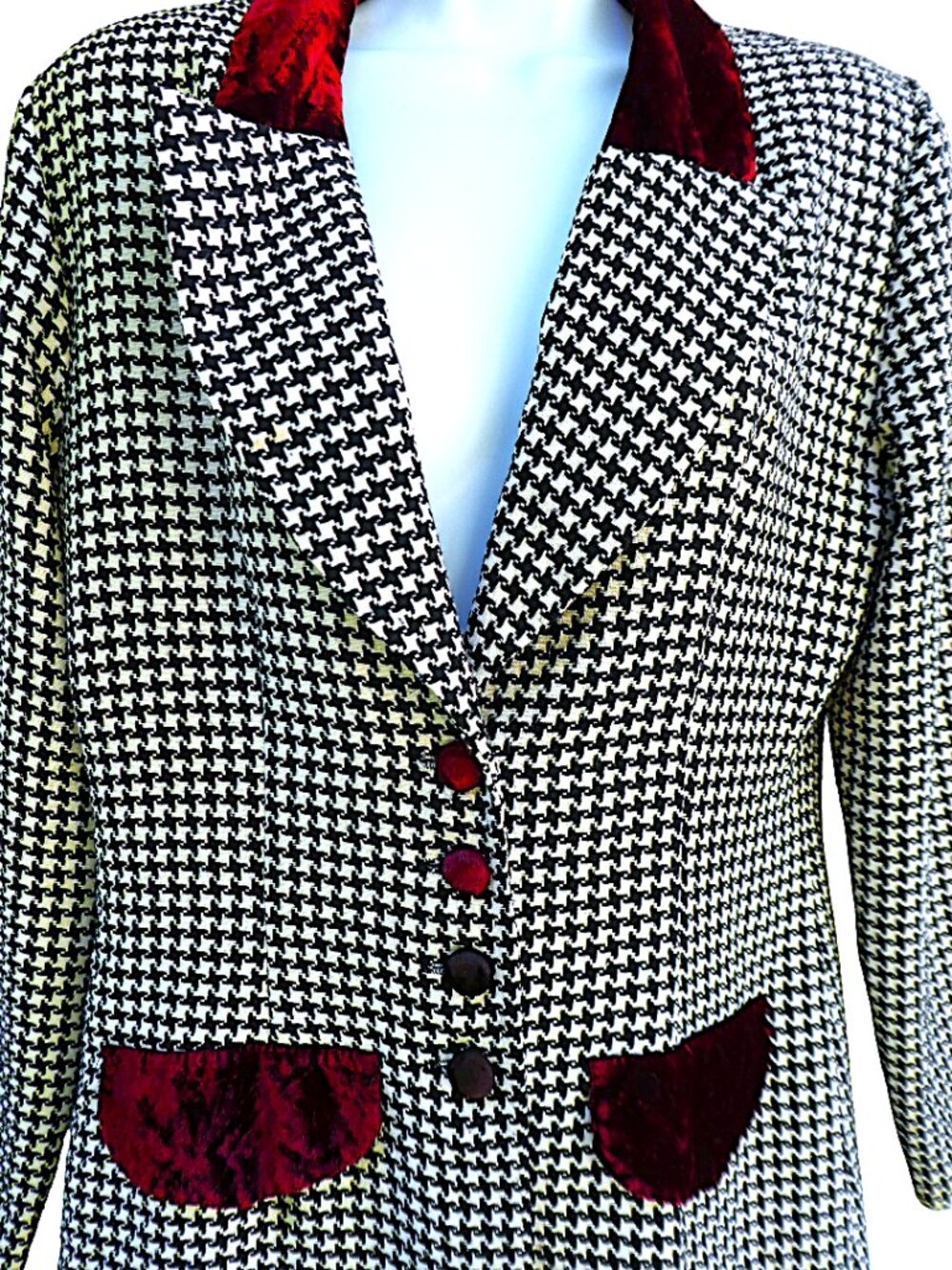 Vintage USA 70s Black White Houndstooth Blazer Dark Red Velvet Collar Flaps 12